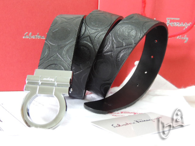 Ferragamo Adjustable Gancio/Vara Buckle Belt For Women In 85CM - 105CM Sizes MW038